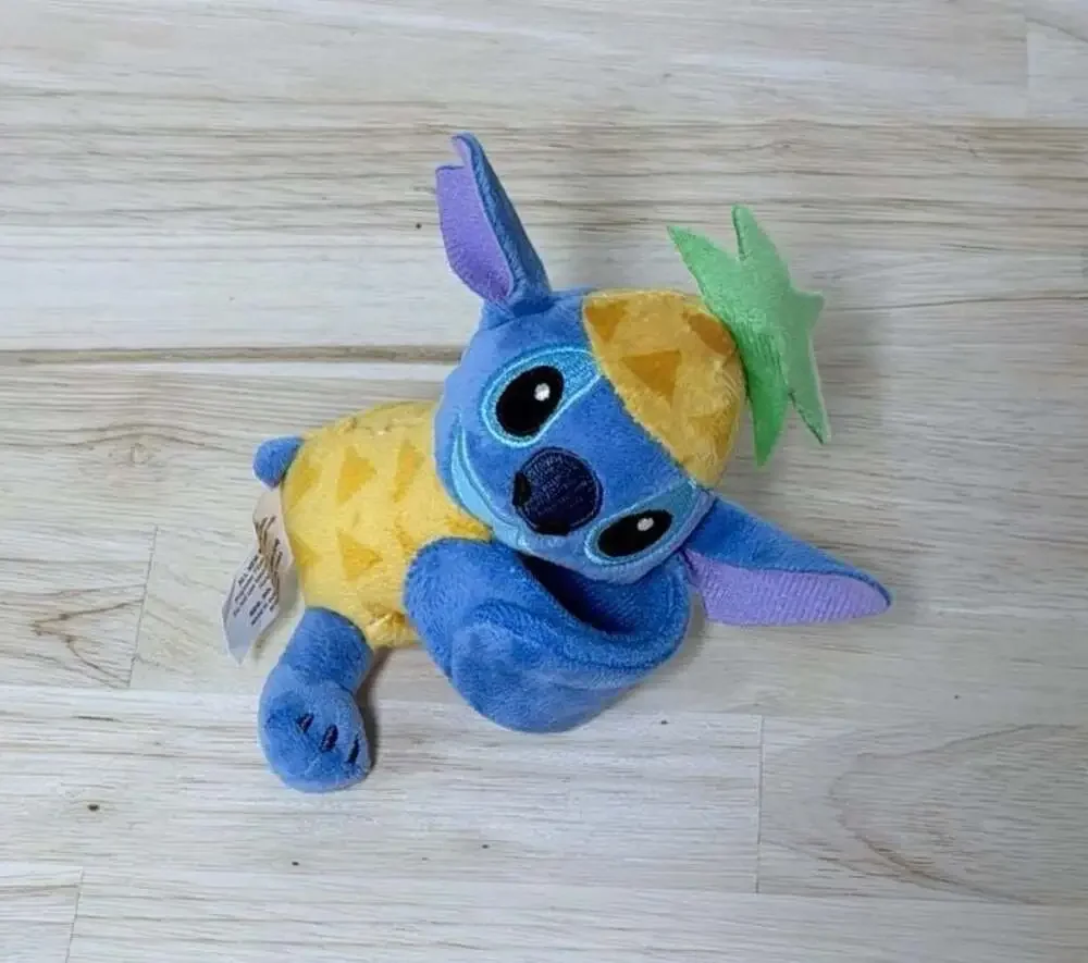Disney Cutie Cuff Pineapple Stitch Series 2